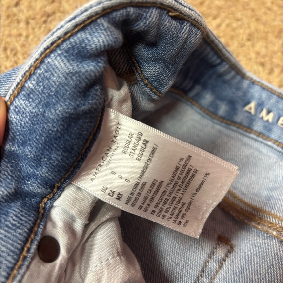 American Eagle Light Blue Stretch Jeans - Picture 3 of 4